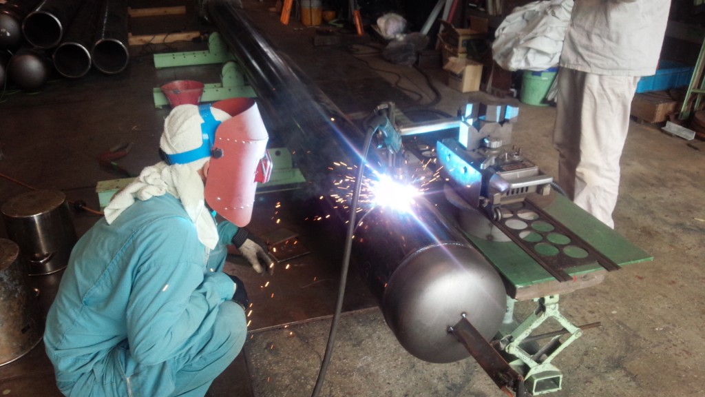 炭酸自動溶接中 STPG370 300A 製缶｜配管｜機械｜溶接｜裏波溶接 事例
